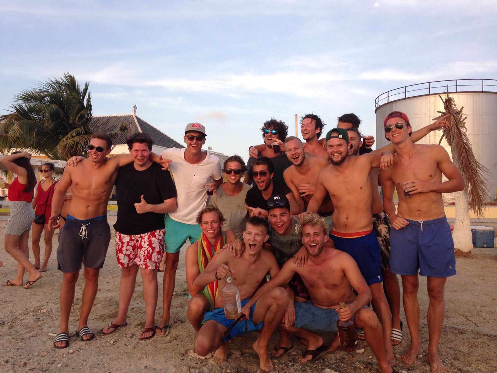 stage-curacao-max stage-curacao-max